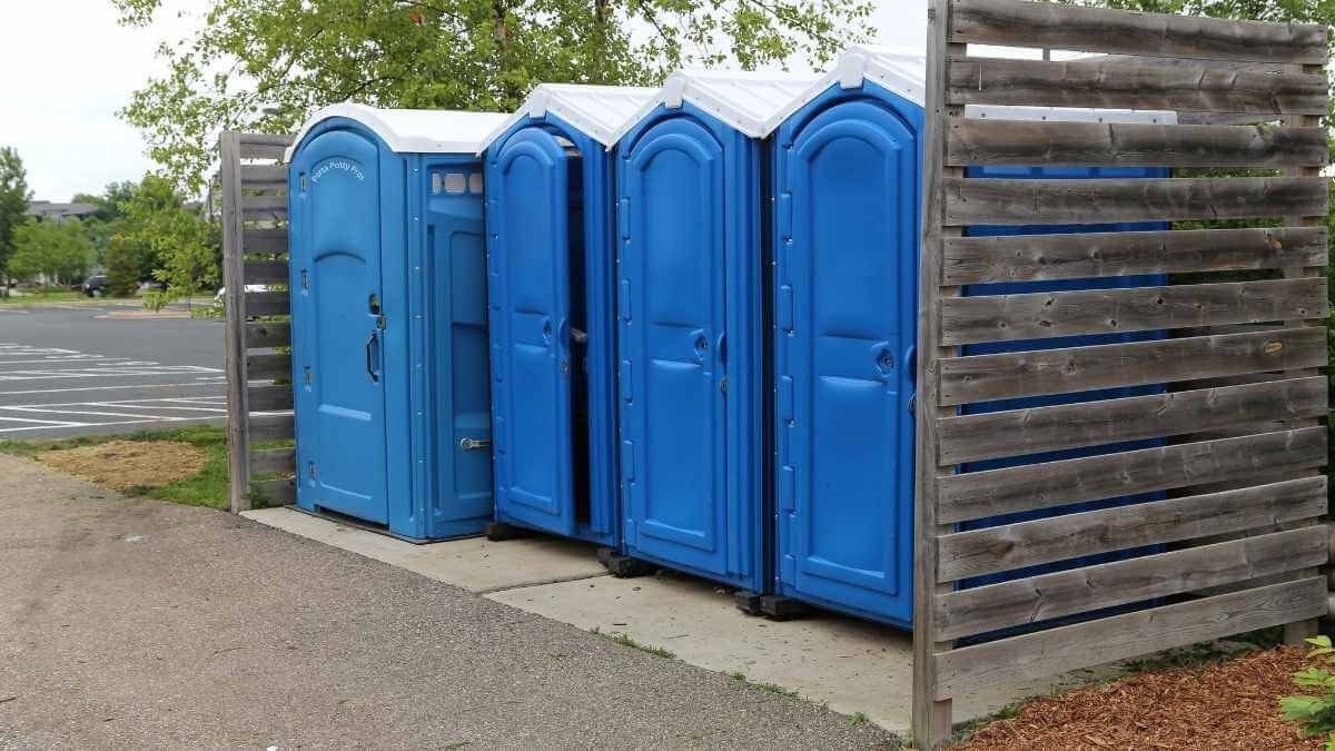 Porta Potty Rental Pros - Quality Portable Restroom Services in Delta, OH, 43515